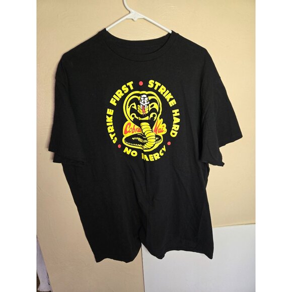Cobra Kai Strike First Martial Arts T_Shirt Movie Buff Competition Size 2XL - Picture 1 of 4